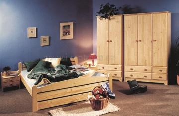 Dřevěná postel Thorsten 200x180 cm 