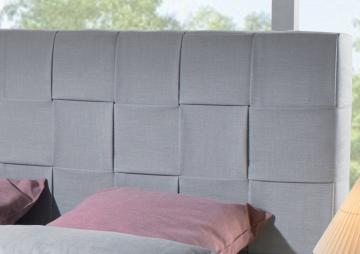 Čalouněná postel Giardino v látce 82