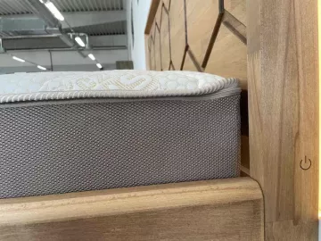 CASTELLO LED - designov� postel s jemn�m LED