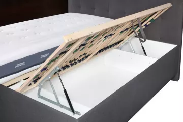 Elegantní postel Venuše