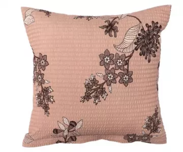 Krepov� povle�en� Klaudie